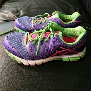 Asics Gel-lyte33 2.  Great used condition, size 8